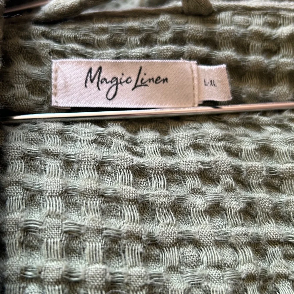 Magic Linen L/XL Green Waffle hooded Robe - Picture 7 of 11